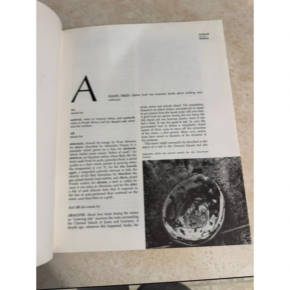 Food by Waverley Root 1980 Hardcover First Edition Food History Dictionary